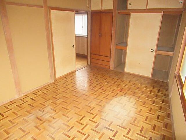 リビング/ダイニング 青森市大字久栗坂字山辺