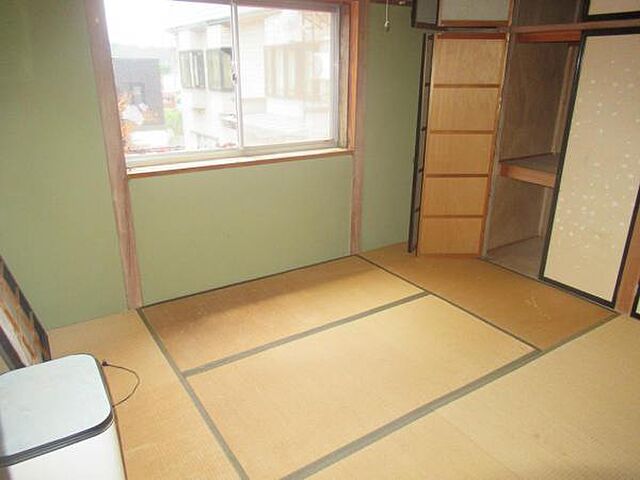 リビング/ダイニング 青森市大字久栗坂字山辺