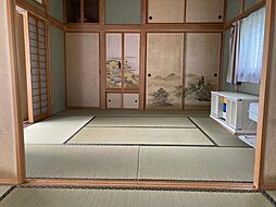 居間