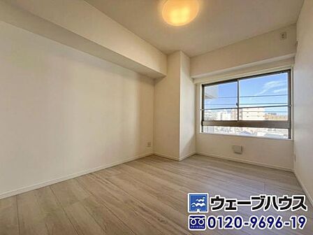 約7帖の活用しやすい居室です。