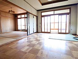居間