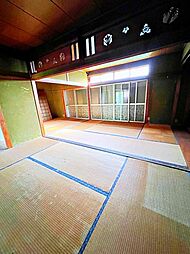 居間