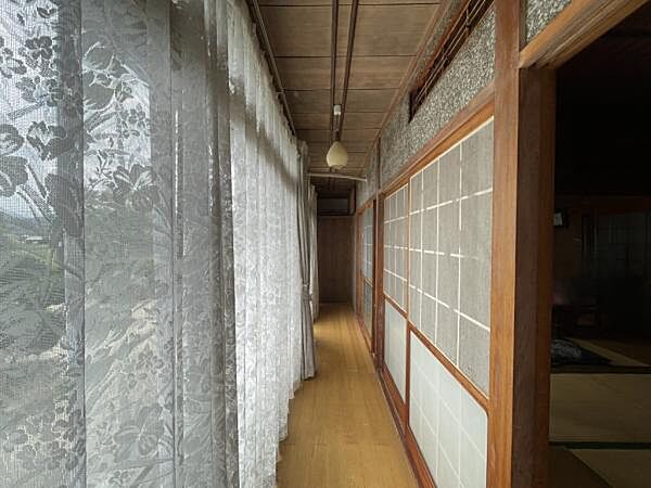 室内を拡大表示