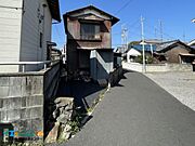 南東側道路