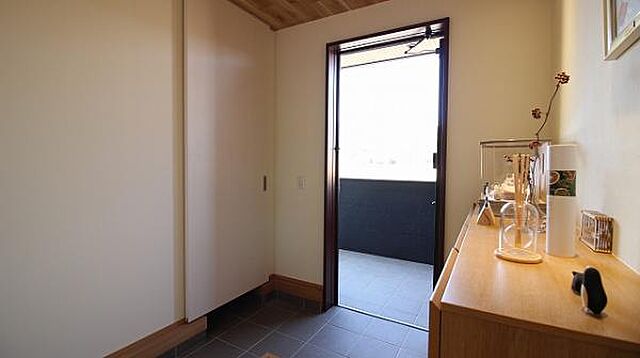 玄関 日向市大字財光寺字堀り田5328番地2