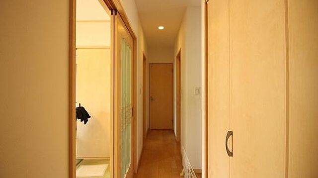 室内 日向市浜町3丁目103番地2