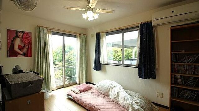 寝室 日向市東郷町山陰甲