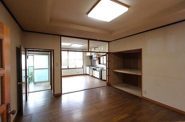 洋室 延岡市北小路6-2