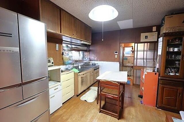 リビング/ダイニング 延岡市富美山町83番635、83番661