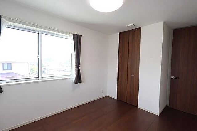 洋室 延岡市富美山町