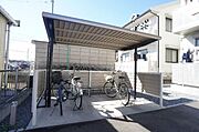 屋根付き駐輪場完備☆