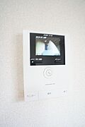 【ＴＶドアホン】来訪者を声と映像で確認できて安心＆安全なカラーモニタ付インターホン♪録画機能付きで不在時の来訪者も確認できます♪