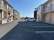 各世帯駐車場無料物件。（※台数はお問合せ下さい。）