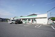 ■ファミリーマート真岡亀山店まで800ｍ徒歩10分