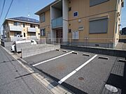 ☆敷地内に駐車場あります◎