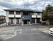 敷地駐車場広く駐車しやすいです！