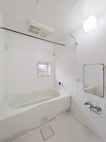 apartment 茨城県常総市内守谷町きぬの里３丁目7-7
地図を見る