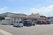 セブンイレブン足利八椚町店まで徒歩4分（250ｍ）