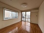 【洋室】角部屋なので2面採光です！