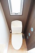 【トイレ】今や老若男女に必須アイテムの温水洗浄便座です！冬の寒い時期には大活躍♪