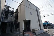 共用玄関オートロック仕様なので、安心・安全なシャーメゾンライフを♪