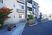 敷地全体で建物と調和する緑豊かな共有空間をデザインし、心地よく暮らすための環境を提供します♪
