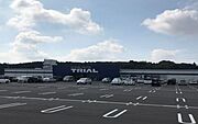 ■周辺施設■スーパーセンタートライアル中田原店まで車で12分（4，500ｍ）。