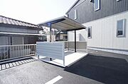 屋根付き駐輪場完備☆