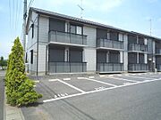 【☆インターネット無料！フロレアールＪ☆】軽量鉄骨造で耐震性の高さに特徴のある積水ハウス施工！！南向きバルコニー☆敷地内駐車場は各戸2台付きです♪