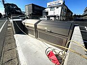 敷地内に専用ゴミストッカーを設置。