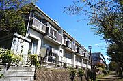 敷地内防犯カメラ有り。