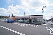 セブンイレブン駒羽根店まで徒歩2分（120ｍ）