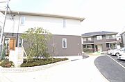 敷地内への入口はこちら。