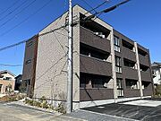 積水ハウス施工重量鉄骨造3階建てマンションタイプ「シャーメゾン」