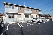 積水ハウス施工、軽量鉄骨造2階建て「シャーメゾン」