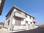 駐車場1台無料・オール電化のシャーメゾンです。