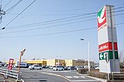 ■周辺■　ヨークベニマル若松原店まで車で4分（1．5Ｋｍ）