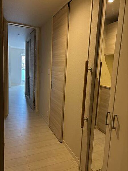 apartment 埼玉県吉川市木売１丁目3-5
地図を見る