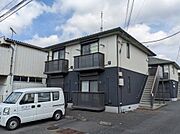 【外観】積水ハウス施工のシャーメゾン！各世帯駐車場1台付き（無料）
