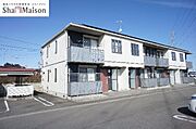 ■外観■積水ハウスの賃貸住宅「シャーメゾン」。駐車場2台付。