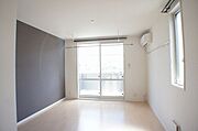 ＬＤＫ10．9帖の広さ！！嬉しいエアコンがついております！！