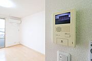 【ＴＶモニターホン】来訪者を声と映像で確認できて安心を与えるカラーモニターホン♪今や必須アイテムのひとつですよね♪