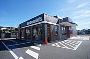 マクドナルド4号線雀宮店まで徒歩8分（600ｍ）♪