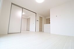 ヴォルガ　II 202 2階2LDKのリビング/ダイニング