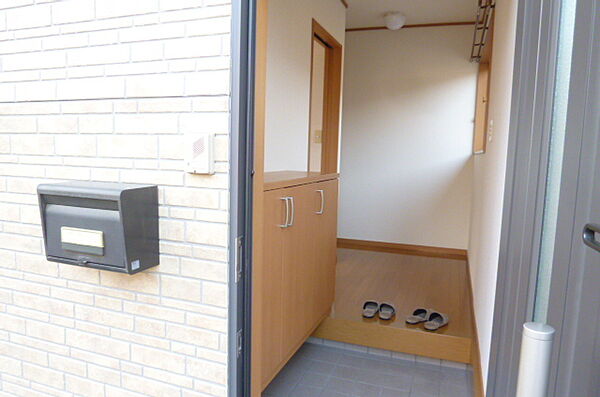 detached 群馬県伊勢崎市市場町２丁目894-1

地図を見る