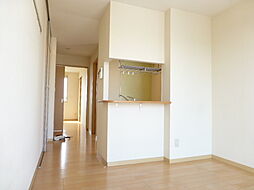 ヴィラ・ブルーノD 201 2階1LDKのリビング/ダイニング