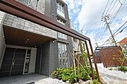 オートロック付きのエントランスです。