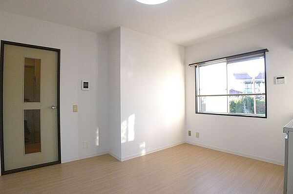 apartment 茨城県取手市東５丁目4-15
地図を見る