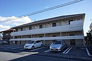 物件北側の様子です◎駐車場は各部屋1台付♪