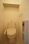 退去予定のお部屋のため201号室の写真となります。